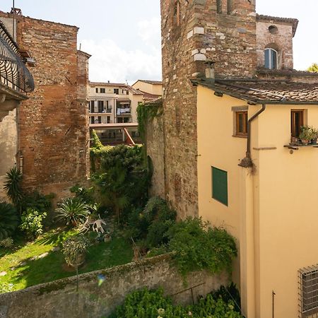 Apartmán Historic Apt In The Center Of Lucca With Balcony Exteriér fotografie
